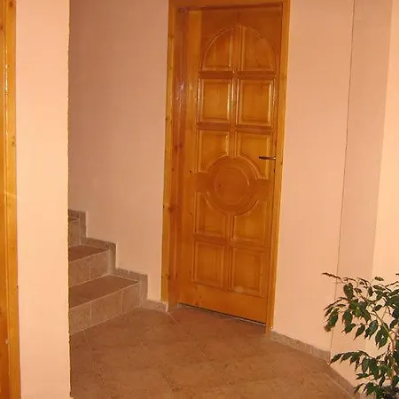 Guest house Big Bear 2*